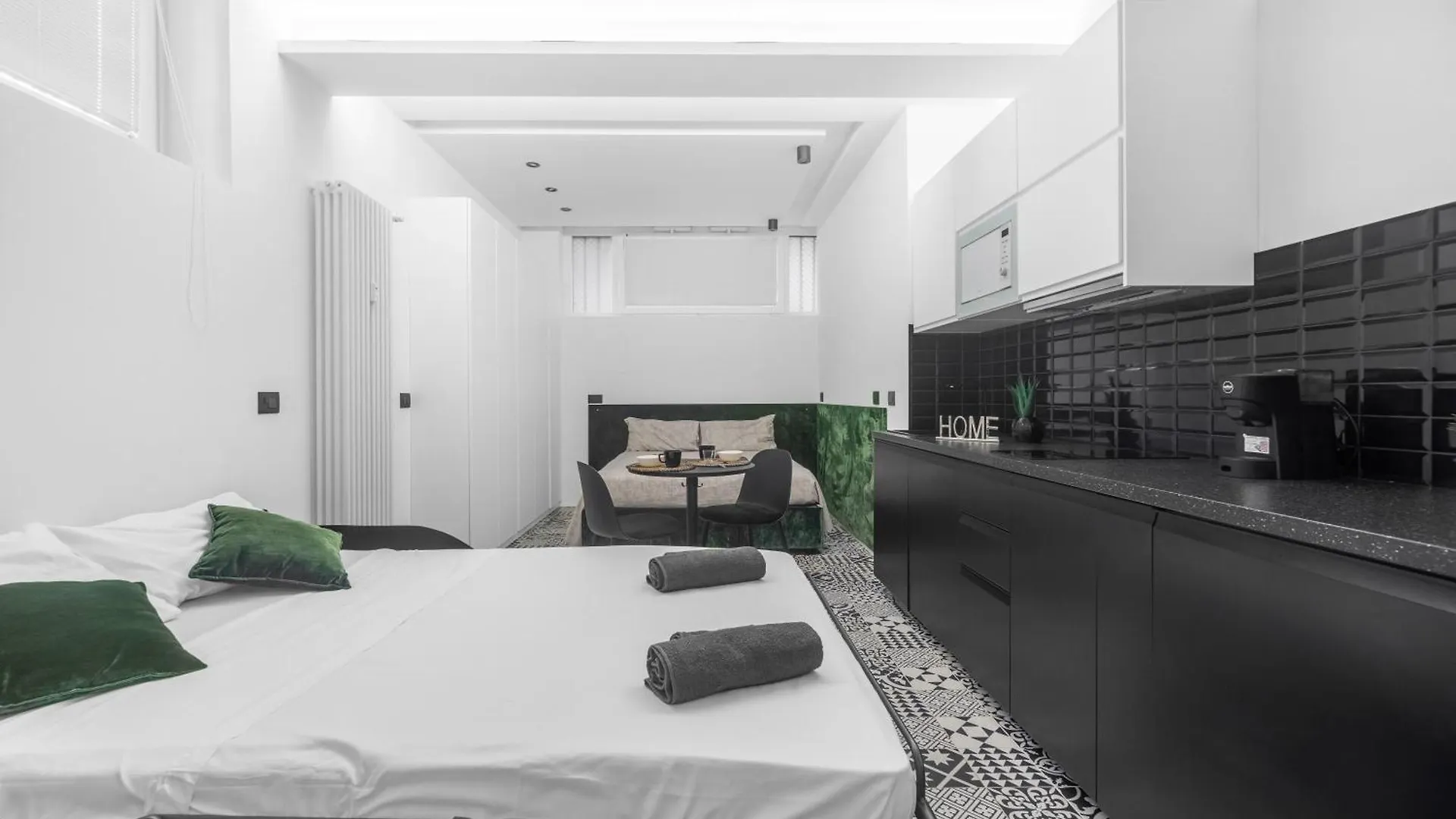 Pag60 -Crescenzago-Luxury Green House Milan Italy