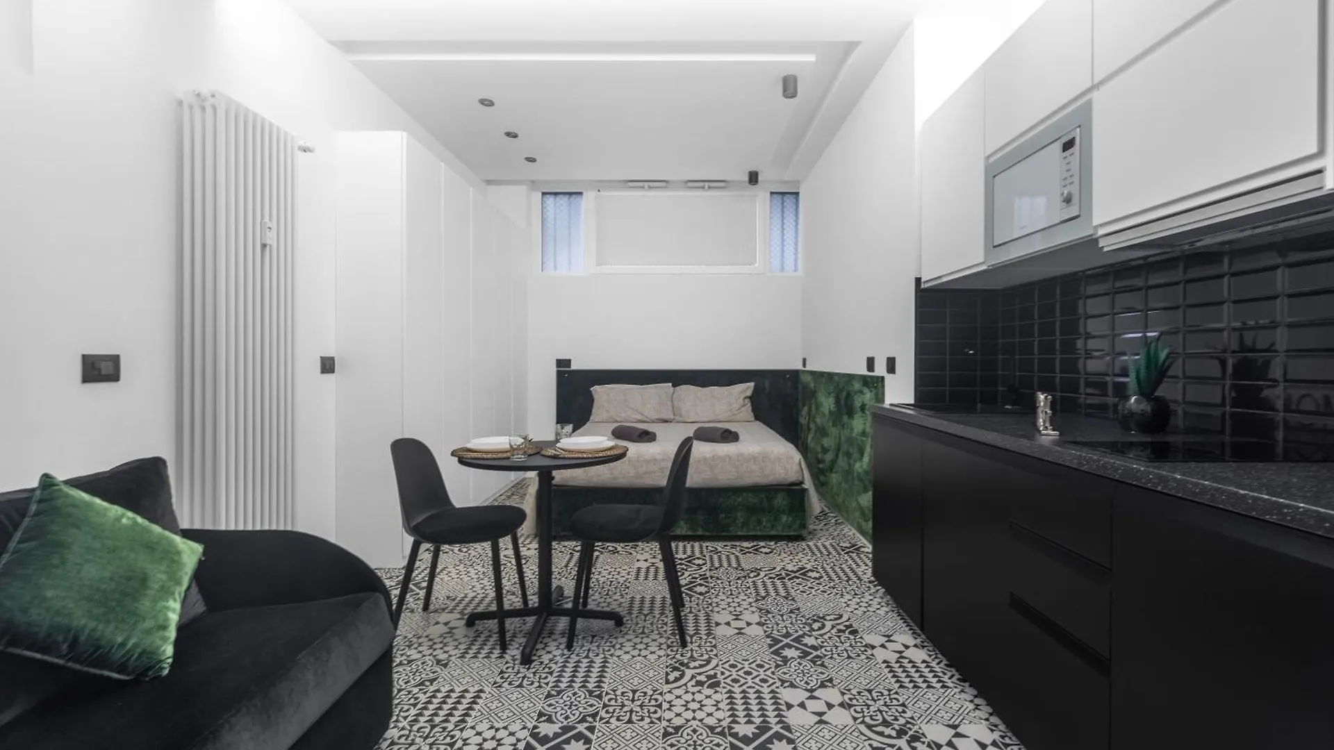 Pag60 -Crescenzago-Luxury Green House Milan Apartment