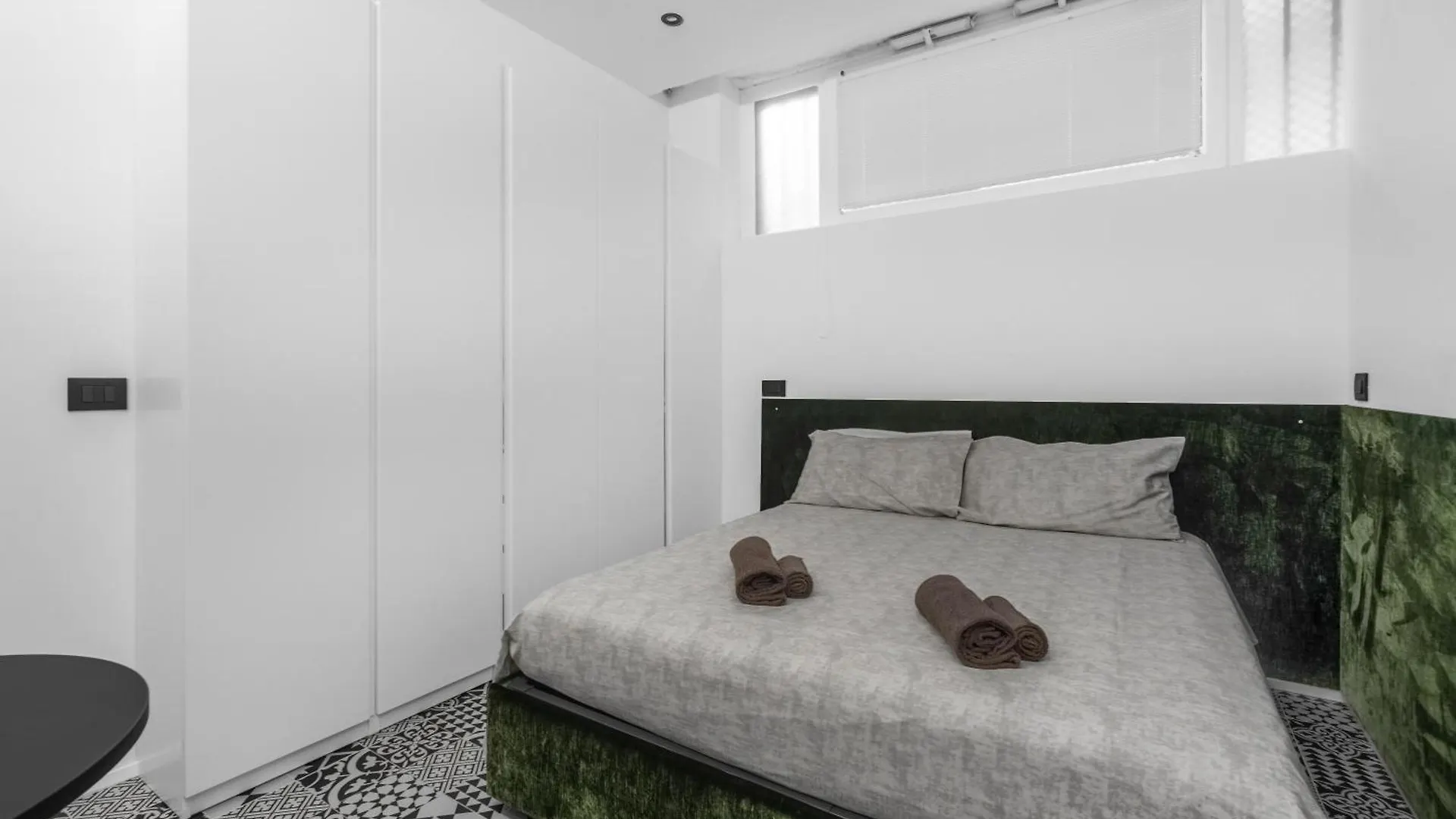 Pag60 -Crescenzago-Luxury Green House Milan Italy
